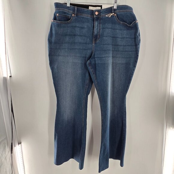 NWT Cato Est 1946 Flare Blue Denim Jeans 20W Super Stretch Waist Hi Rise Raw hem - Picture 2 of 8